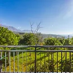 Villa Muraga By Pikhost *