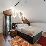 Villa Muraga By Pikhost *