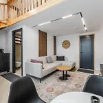 Muraga By Pikhost فيلة تيرانا