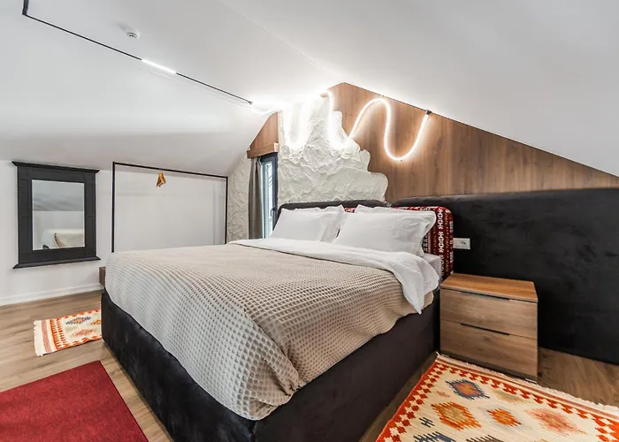 Muraga By Pikhost Villa