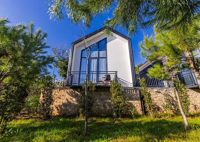 Villa Muraga By Pikhost