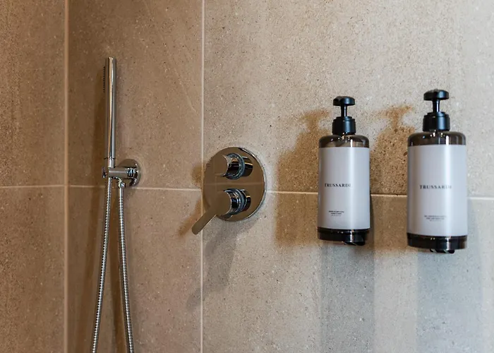 Muraga By Pikhost Tirana