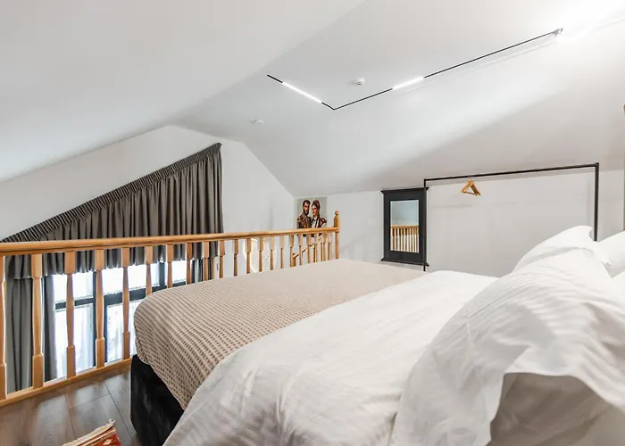 Villa Muraga By Pikhost