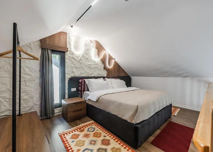 Muraga By Pikhost Villa Tirana