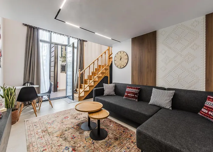 Villa Muraga By Pikhost *